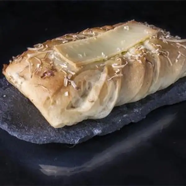 Roti Denis Keju Kepang | Majestyk Bakery & Cakes, Plered