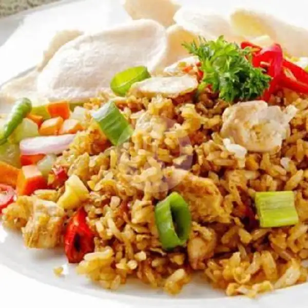 Nasi Goreng Ayam + es jeruk | Lalapan Ayam Kremes