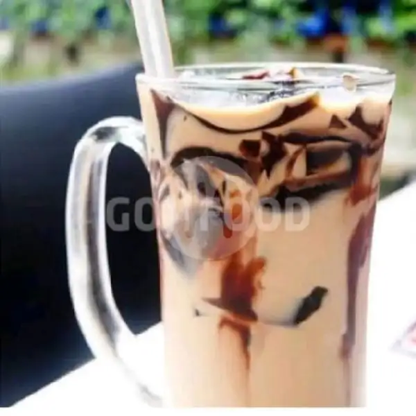 Es Jelly Vanilla Latte | Gusti Mantap, Ali Haji