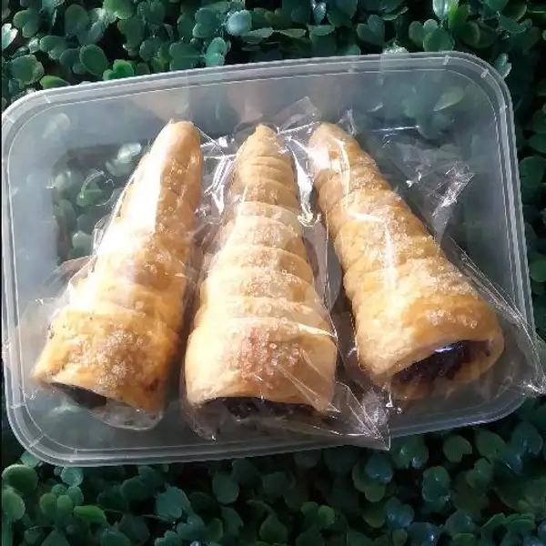 Pie Keong | Toko Roti, Kue & Jajanan Pasar Aneka Ex Ps. Bulu, Barusari
