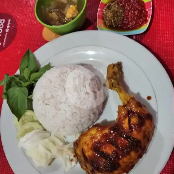 Nasi Ayam Bakar atau Goreng + Es Teh Manis | Rumah Makan Dapur Jawa, MP Mangkunegara