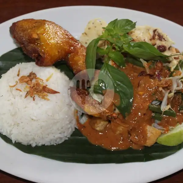 Nasi Pecel Ayam | Hot Cwie Mie Malang, Makasar