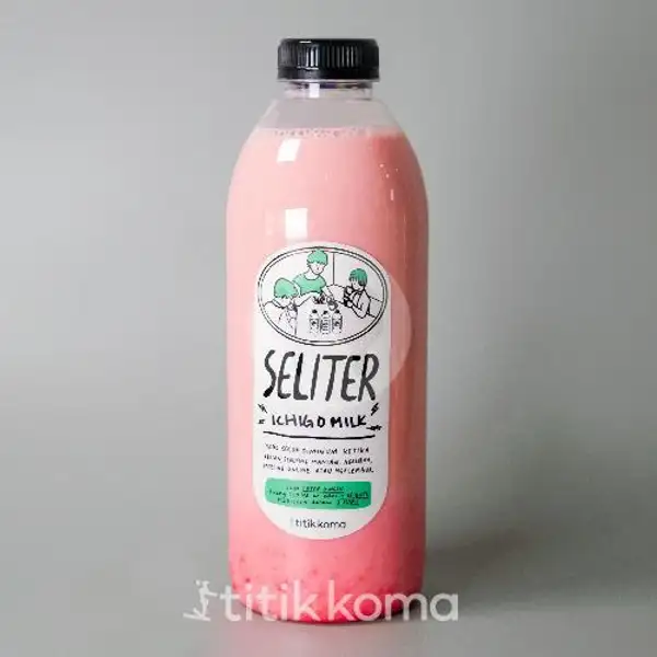 Seliter Ichigo Milk | Kopi Titik Koma, Everplate Pintu Air