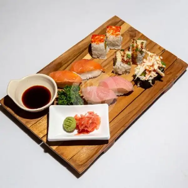 Sushi Komachi | Somerset Premium