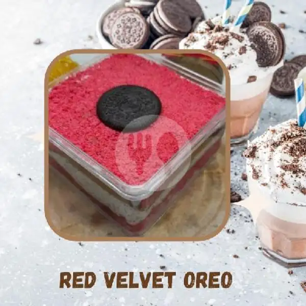 Sosialita Dessert Box Red Velvet Oreo | Kopi Sosialita & Desert Box