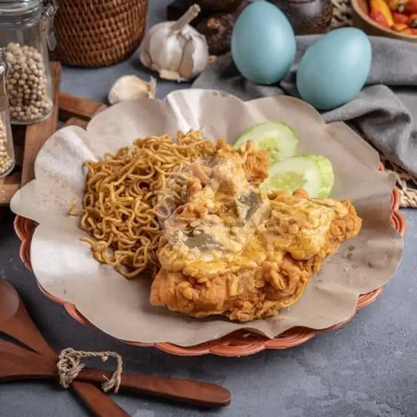 Paket Indomie Ayam Geprek Saus Telur Asin | Ayam Geprek Gold Chick, Kebon Kacang