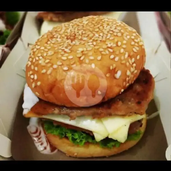 Doble Beef Burger | Queen Vitano, Minasa Upa