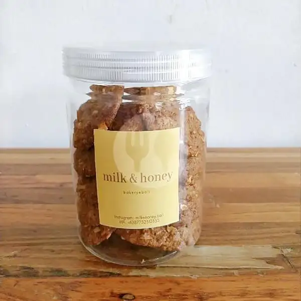 Oatmeal Almond Cookies | Milk & Honey Bakery, Denpasar