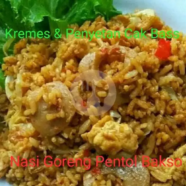 Nasi Goreng Pentol Bakso | Kremes & Penyetan Cak Bass, Gubeng