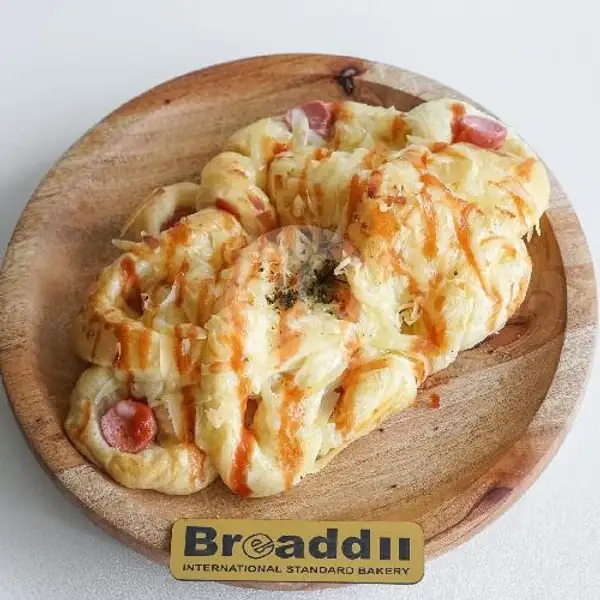 Sosis With Cheese | Breaddii Bakery, Klojen