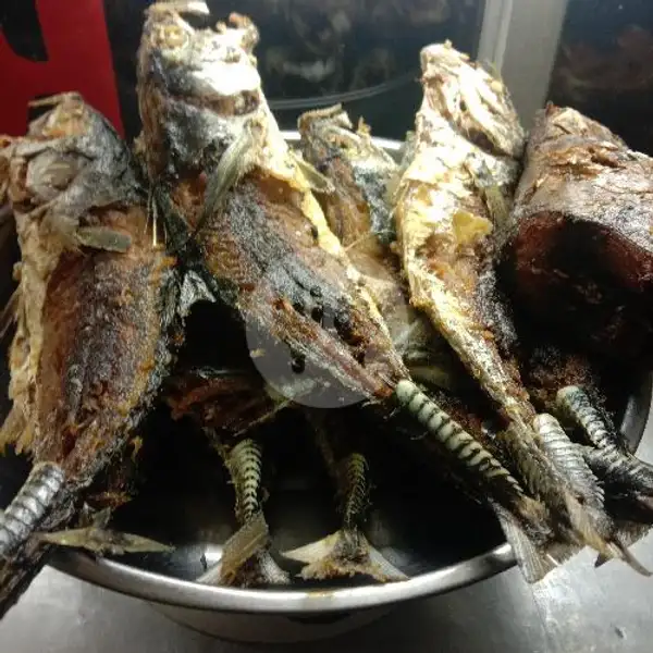 Nasi Pakai Ikan Gembong Goreng | RM Ayang, Imam Bonjol