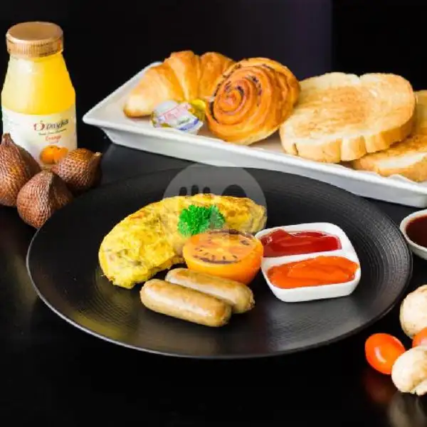 American Breakfast Box | Sugar & Spice - Aston Kuta Hotel & Residence