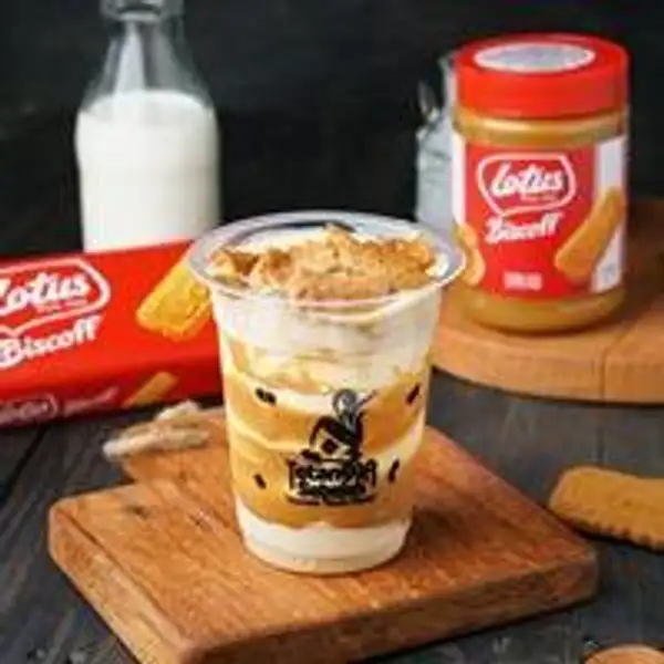 Biscoff Creamy Latte ( S ) | Kopi Tetangga Sebelah Apt. Teluk Intan, Bandengan Raya