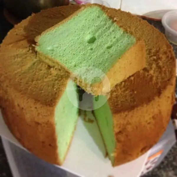 Chiffon Cake Pandan | Holland Bakery, Rest Area Karang Tengah KM 13.5