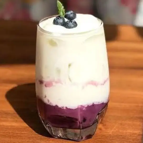 Korean Blueberry Milk | Zee Kitchen Bali, Tukad Badung