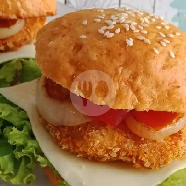 Combo 2 Burger Chicken Crispy+fried Fries | Dapur Ayam & Roti Bakar Evelyn, Sawangan