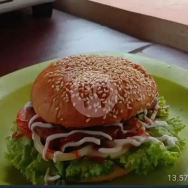 Burger Daging | Roti Bakar Bandung Indatu, Aceh