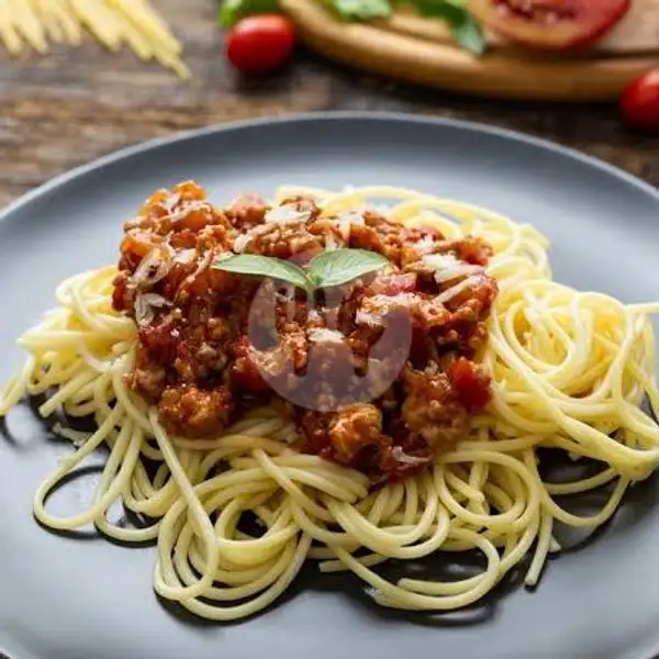 Spaghetti Bolgnese | C Kendinner Chicken Wing 