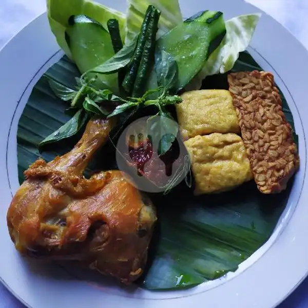Ayam Goreng Mantap 1 Super Besar | Wann's kitchen