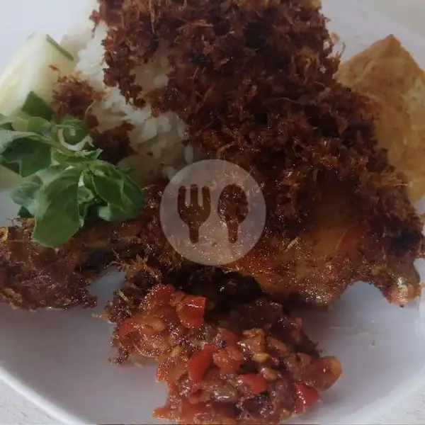 Nasi Campur Ayam rempah Gratis Es Teh | Ayam Geprek Moza - Moza, Samarinda Ulu