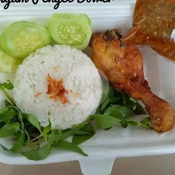 Ayam Goreng + Nasi Sambal Lalap + Tempe | ikan bakar mentari senja, jltruntum kleggo no2
