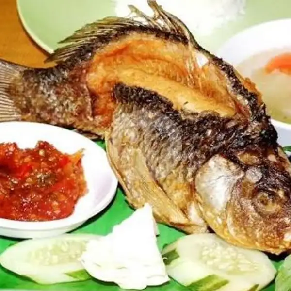 Lalapan Ikan Nila | Warung Mbak Yuni, Pramuka