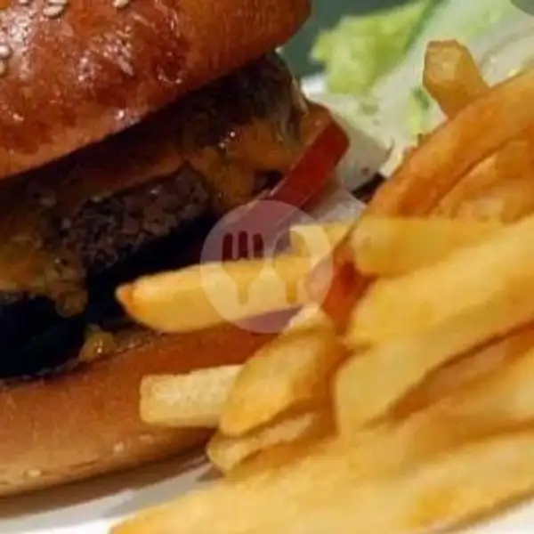 Burger Big Beef + French Fries | Angkringan Zaid
