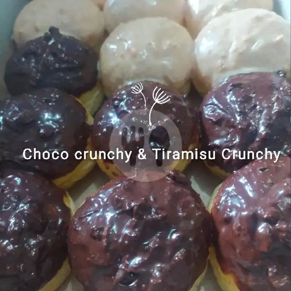 Choco Crunchy, Tiramisu Crunchy Isi 15 | Donat Yok, Bukit Raya