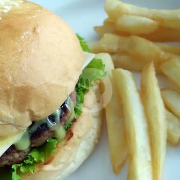 Bef Burger + Kentang + Ice Lemon Tea | Rumah Cemilan Dzaki, Larangan