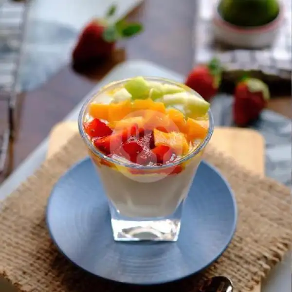 Fruity Yoghurt | Piccola Stella Batam, Dermaga Sukajadi