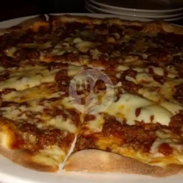 Pizza Bolognesse | Swiss-Belinn Panakukkang Makassar, La Pizza