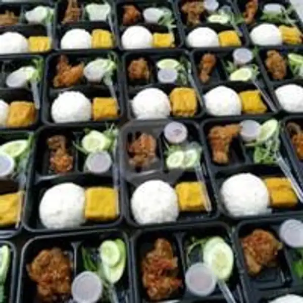 Paket Box Ayam Sambel Hijau +Baby Kailang | Love Vegetarian, Batam Kota