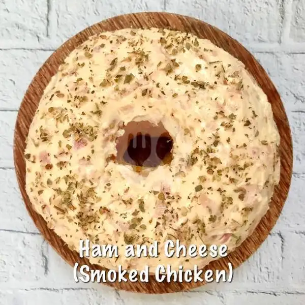 Ham And Cheese (Smoked Chicken) | Donat Kentang, Renon