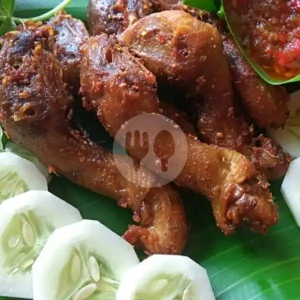 Kepala Ayam Goreng | Soto & Ayam Geprek Bang Kafeel, Cilacap