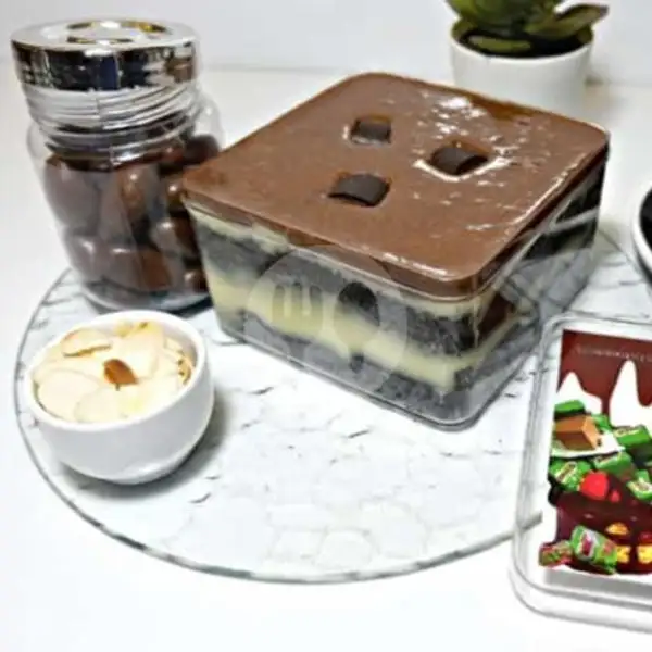 Dessert Box Milo Chocomelted | Rizki Cake, Slipi