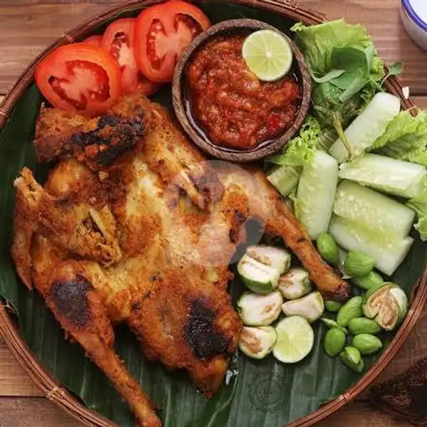 Ayam Bekakak Kampung Bakar | Gudeg, Ayam, & Bebek Follback, Pramuka