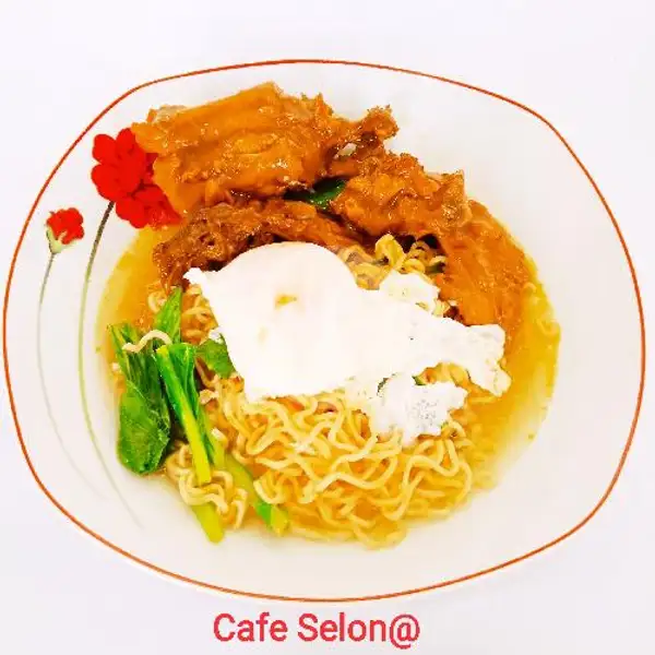 Mie Balung + Telor | Cafe selon@