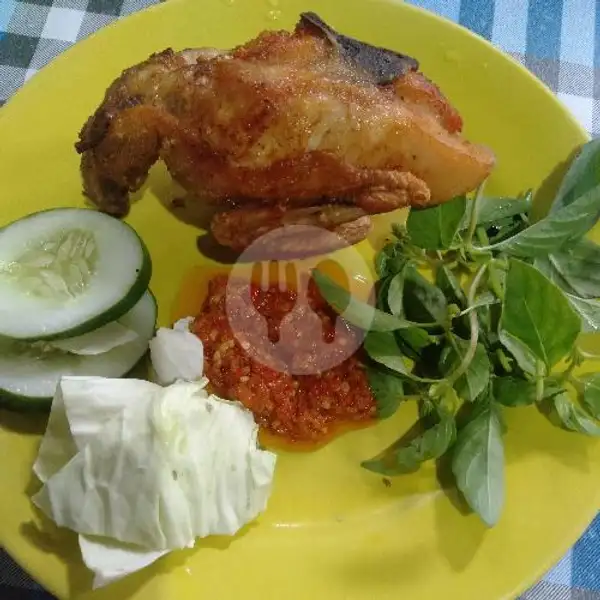 Ayam Goreng Jumbo Sambel Extra Pedas | Warung Ikan Katombo, S Parman