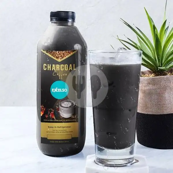 Charcoal Coffee (1L) | Excelso Coffee, Tunjungan Plaza 6