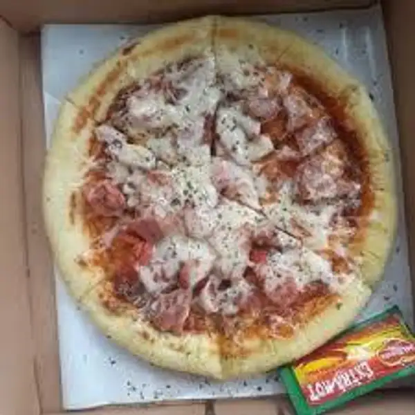 Pizza Sosis Jumbo Smoke Beef Mozarella | Kedai Lizdaff