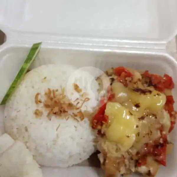 Ayam Suwir Mozzarella | Warung Makan Sosro Sudarmo, Nongsa