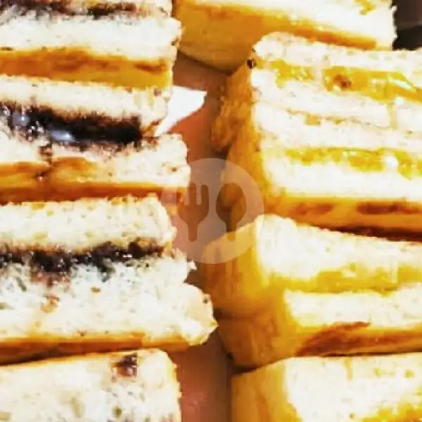 ROTI Bakar Coklat Srikaya (Pisah) | Roti Bakar Mas Zul, Denpasar