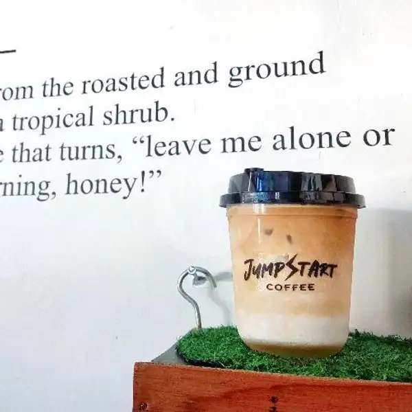 Ice Caramel Latte | Jumpstart Coffee, Denpasar Selatan