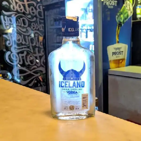ICELAND VODKA SMALL | Botol Booze, Veteran