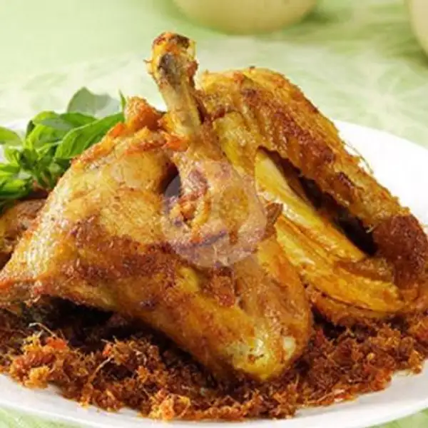 Ayam Goreng | RM Padang Singkarak, Cilacap