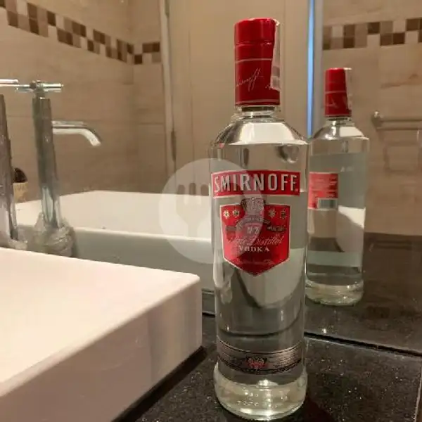 SMIRNOFF Vodka 700ml | Waroenk Abang