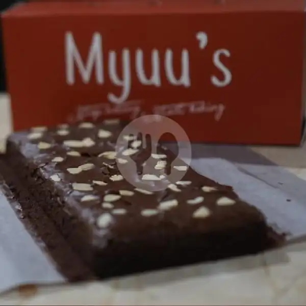 Fudgy Brownies Almond | Myuu's Brownies, Wahid Hasyim