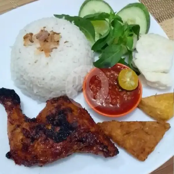 Ayam Bakar + Nasi | Es Segeeer Juliee, Perumahan Permata Laguna