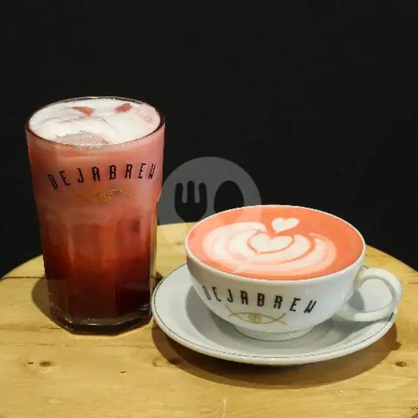 Hot Bloody Latte | Deja Brew, Margonda Raya