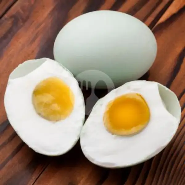 Telur Asin | Ayam Bakar & Pecel Sambal Djancook Cak Totok, Tukad Batanghari